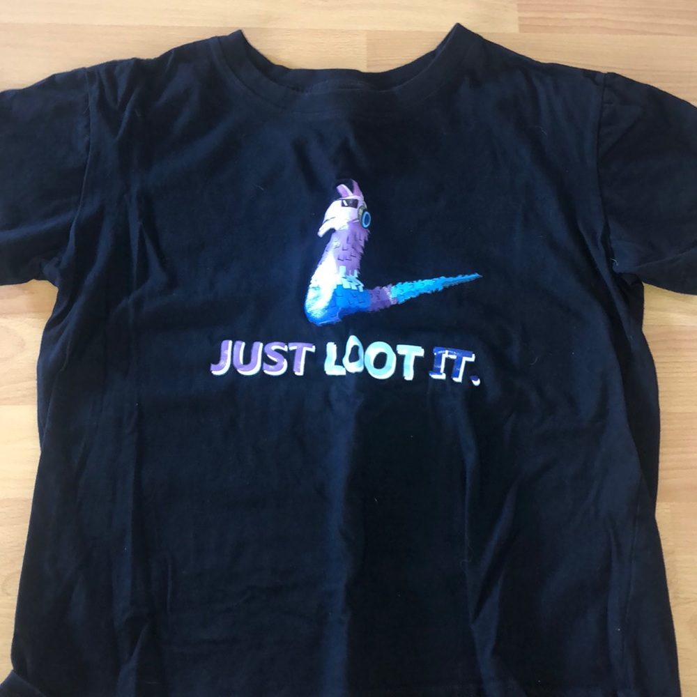 Nike fornite shirt